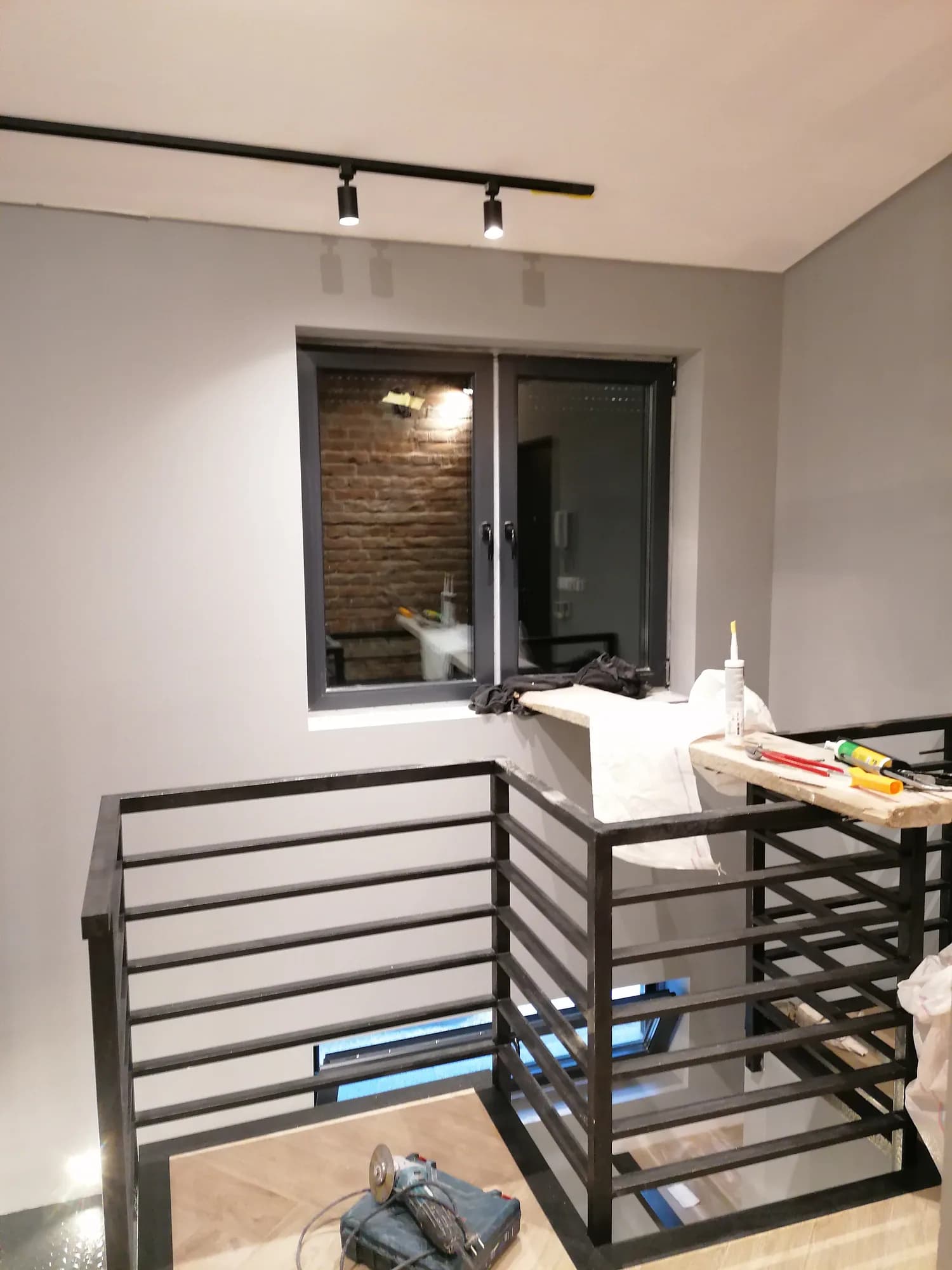 Adaptacija dupleksa — Resavska — naslovna fotografija
